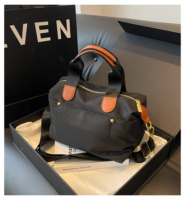 O1CN01P2G2iY1rTVWX0Hrni !!2216500785632 0 cib