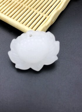 仿玉貔貅吊坠 观音 弥勒佛 长命锁 平安扣 莲花绿玉吊坠 女情侣