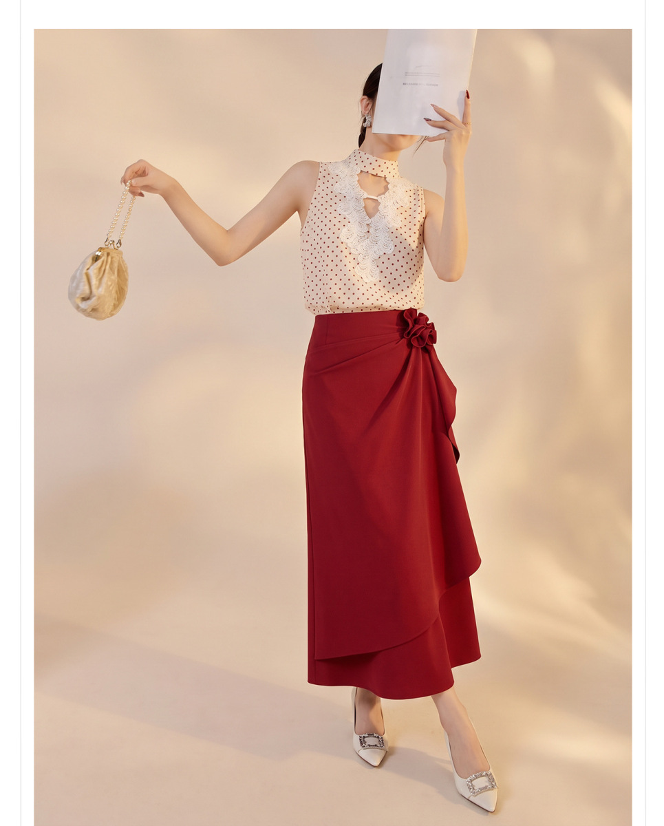 Bộ áo ba lỗ in họa tiết hoa phối chân váy hoặc quần short dáng dài thanh lịch — Áo ba lỗ, Quần short, Chân váy, Bộ đồ [áo ba lỗ + quần short]