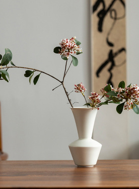 内项新品瓷陶瓷花干花插花简约创意水养现北欧客厅餐桌家居摆件