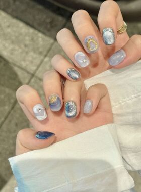 手工美甲成品日式高级清新蓝色石晕染显白短款光疗甲短款猫眼