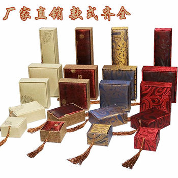 Bracelet box wholesale black red flannel carved jewelry box ancient poetry bracelet box jewelry Jade packaging box