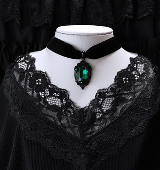 Amazon Cross Border Gothic Mirror Green Crystal Pendant Necklace Fashion New Velvet Collar Necklace