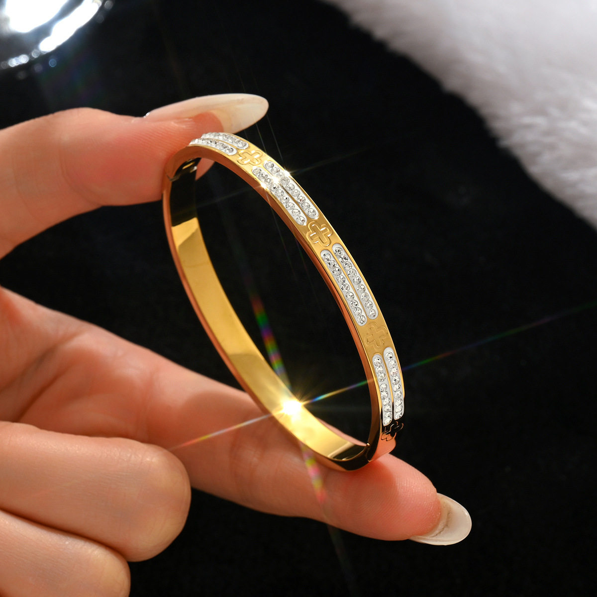 欧美热卖时尚不锈钢金色手镯不易褪色18K不锈钢首饰gold bangles