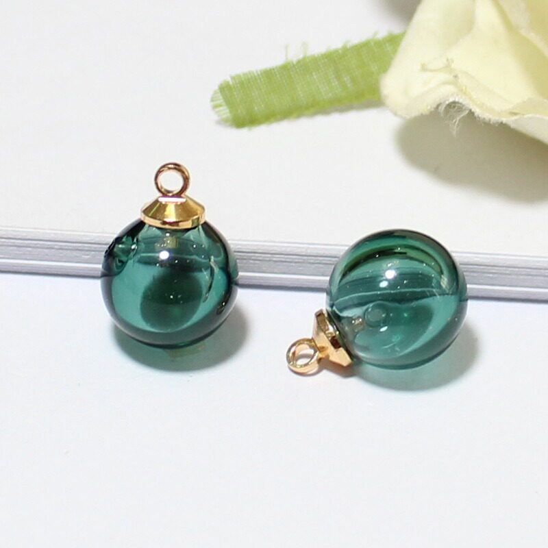 ダークグリーンのエッセンシャルオイルビーズ+ゴールドキャップ