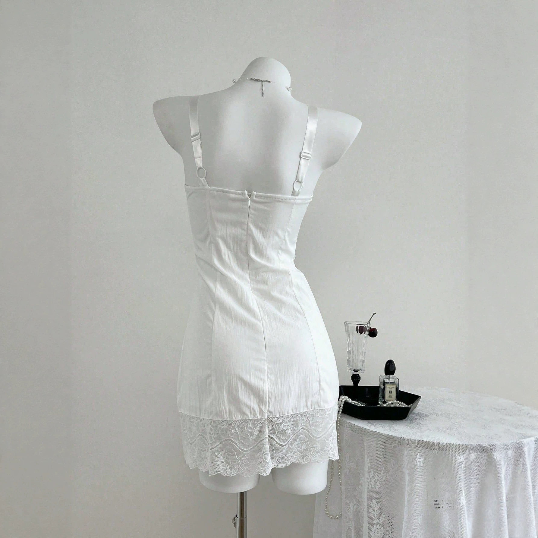Summer Sexy V Neck Lace Bodycon Dress for Women Elegant Design Adjustable Straps Lightweight Fabric Perfect for