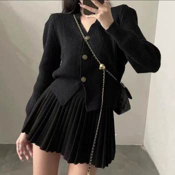 2025 New Autum Collar Pure Color Knitted Cardigan Women's Slim Waist Top Pleated Skirt Suit Two-Piece Set