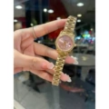 Gold vermicelli nails
