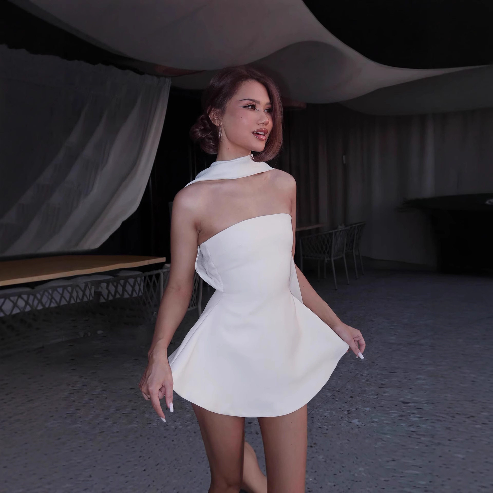 Chic French Style Strapless Dress Elegant Solid Color Flowy Design Autumn Fashion Wholesale Available