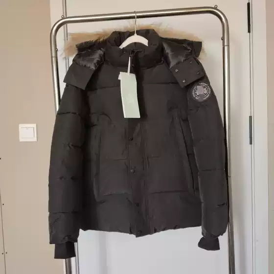 Foreign Trade Correct Version Large Goose down Jacket with Large Pockets for Men and Women, Couple's Same Style, Hooded, Thickened, Warm, Windproof Outerwear