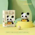 Vv1508-05 tree climbing panda