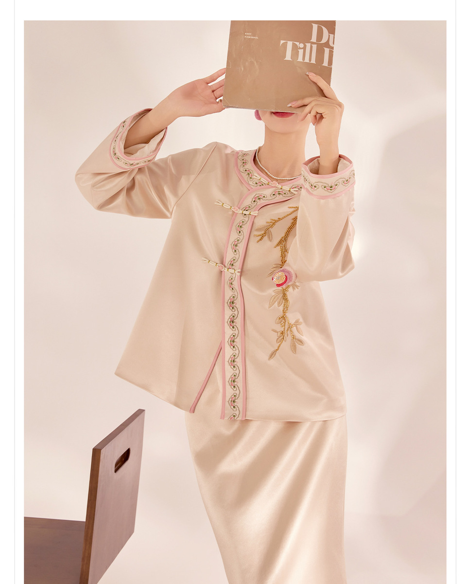 Set áo khoác dài tay thêu hoa kèm chân váy dài dáng suông