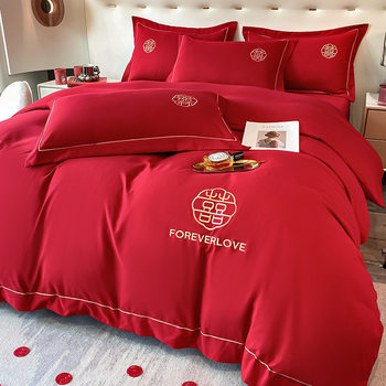 Wedding four-piece red embroidered quilt cover Nantong wedding bedding Festive dragon and phoenix bed sheet quilt cover 4-piece set