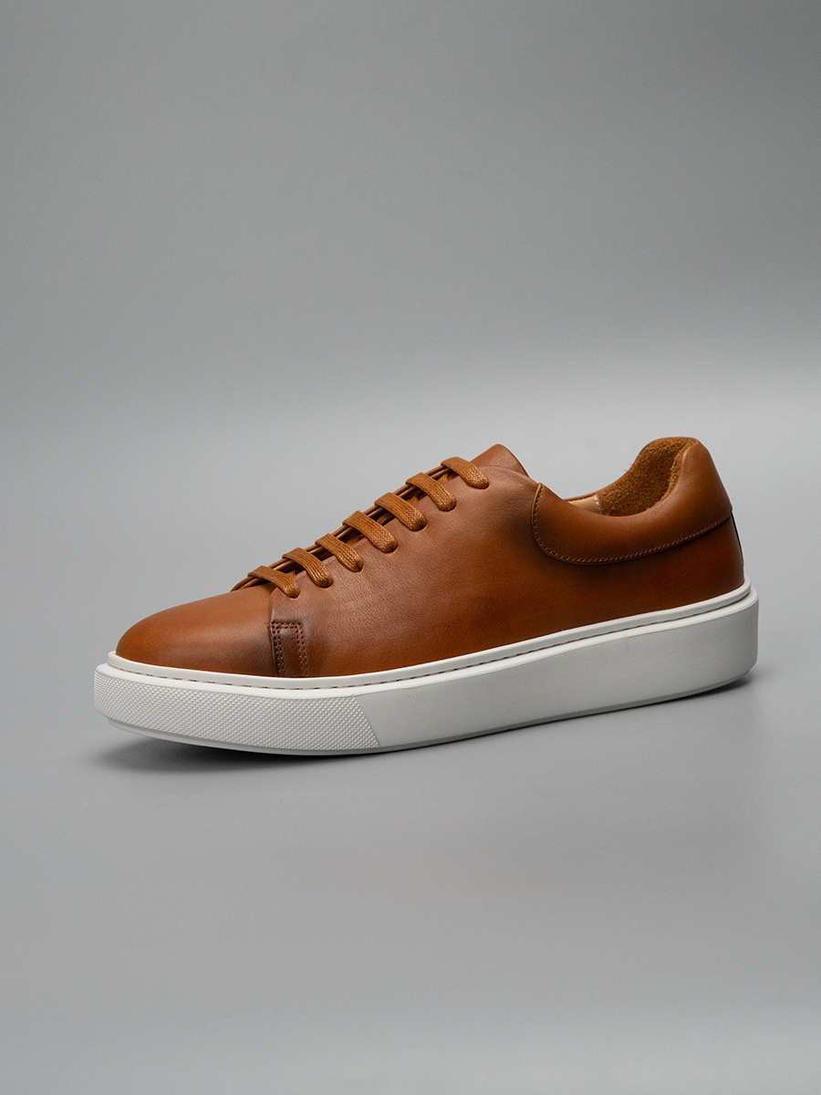 Giày sneaker da retro đánh bóng kiểu mới — Màu đen