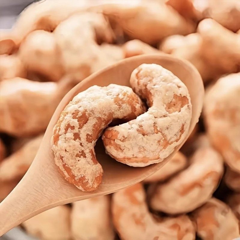 New Year's Festival Enjoy Bear Charcoal Roasted Cashews Extra Large Vietnamese Nuts Snacks Bulk Wholesale Ready-To-Eat Nut Kernels