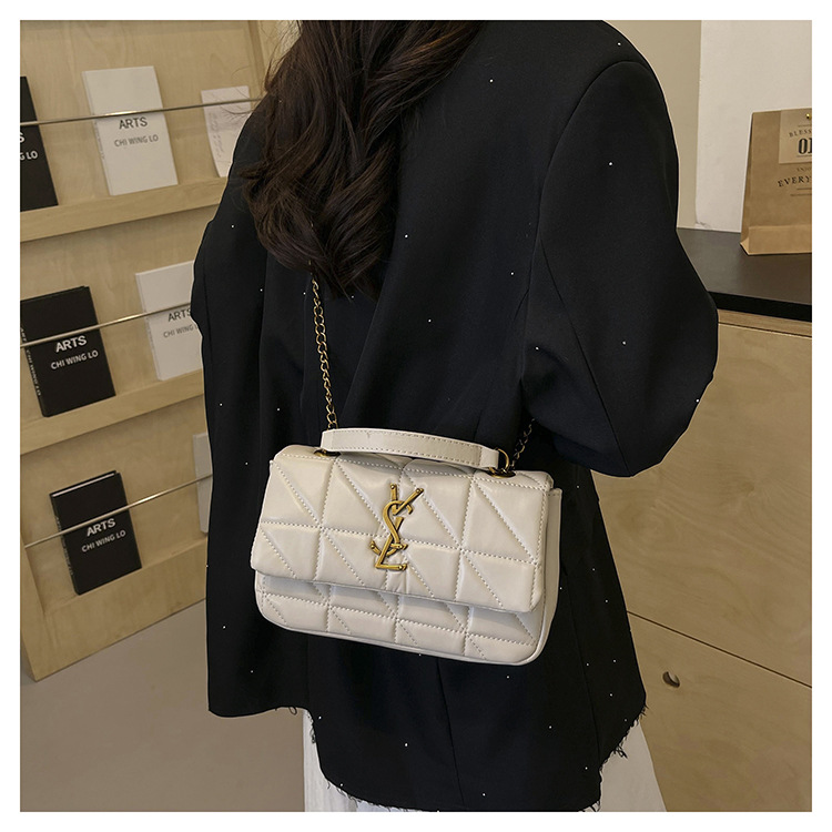 O1CN01PX2UDq232HUOQ9tTJ !!2215817057197 0 cib