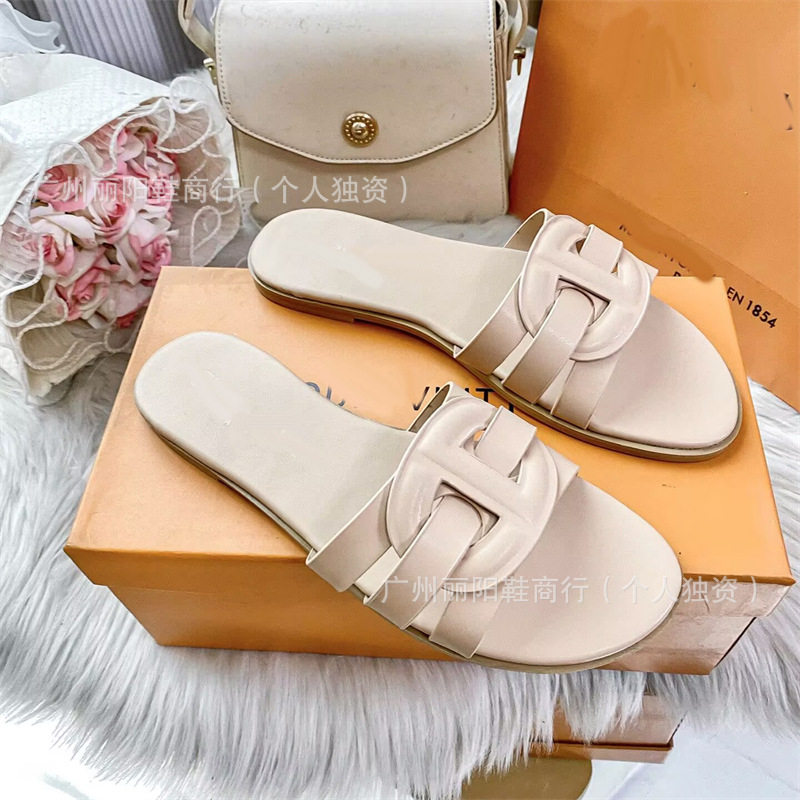 New D Brand French-Style Woven Low-Heeled Hollow Solid Color Slip-On Sandals for Women, Summer Flat Open-Toe Sandals