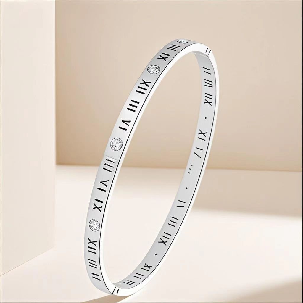 玫瑰金跨境钛钢女款手镯不锈钢轻奢高级感小众时尚锆石手环手镯