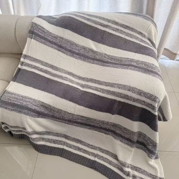 Half Velvet Narrow Striped Knitted Blanket B&B Decoration Model Room with Bedroom Sofa Blanket