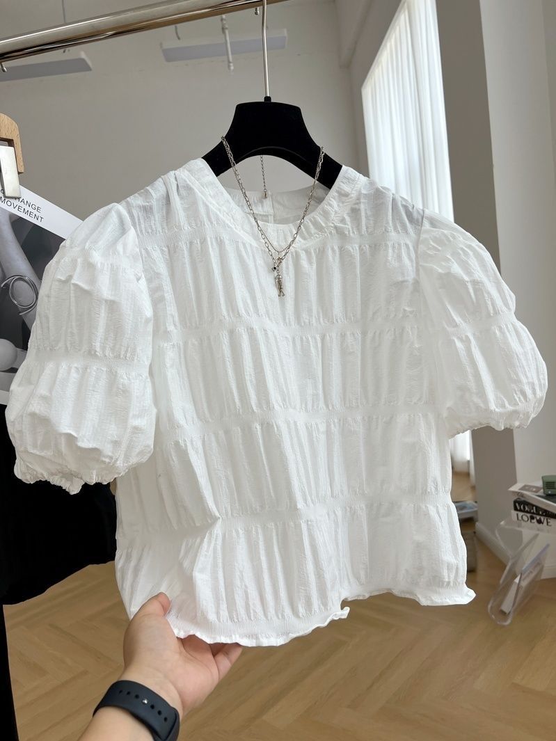 Loose Fit Short Sleeve T Shirt Vintage Style Pleated Design Casual Wear Available in White and Black Wholesale