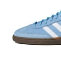Light blue and white label bd7632