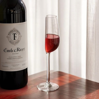 Creative Half Red Wine Glass, Interesting Shape, High-Looking Accessible Luxury Wine Glass, Household European Champagne Glass, Half Wine Glass