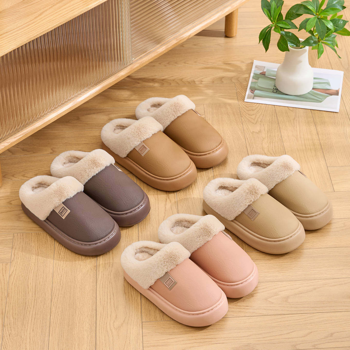 Waterproof Cotton Slippers for Women in Autumn and Winter 2025 New Home Warm and Comfortable Plus Suede Antibacterial Cotton Shoes for Men to Wear Outside