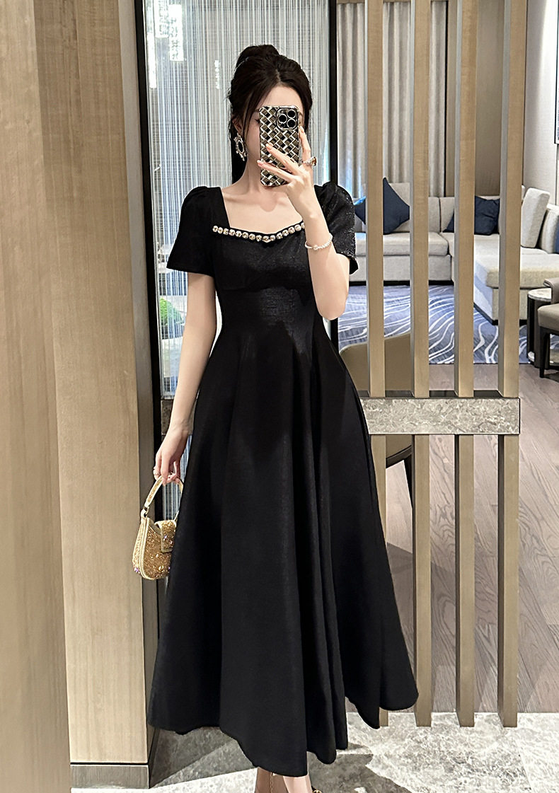 Đầm maxi nữ cổ vuông tay ngắn dáng chữ A cao eo — [Màu đen] chi tiết 1