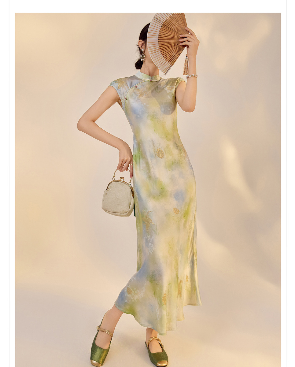 Đầm dáng sườn xám cổ đứng không tay họa tiết hoa in, ôm body thanh lịch — Màu xanh lam (giao hàng trong 7 ngày), Màu xanh lam (phát hành trong cùng ngày)
