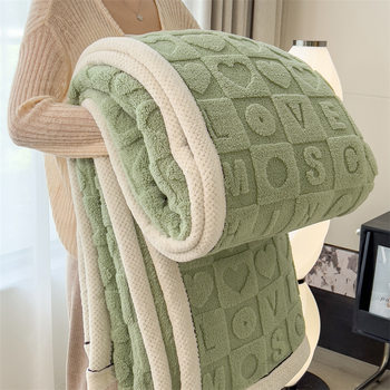 Knitted velvet love warm blanket blanket four seasons nap sofa blanket coral velvet leisure air conditioning blanket wholesale