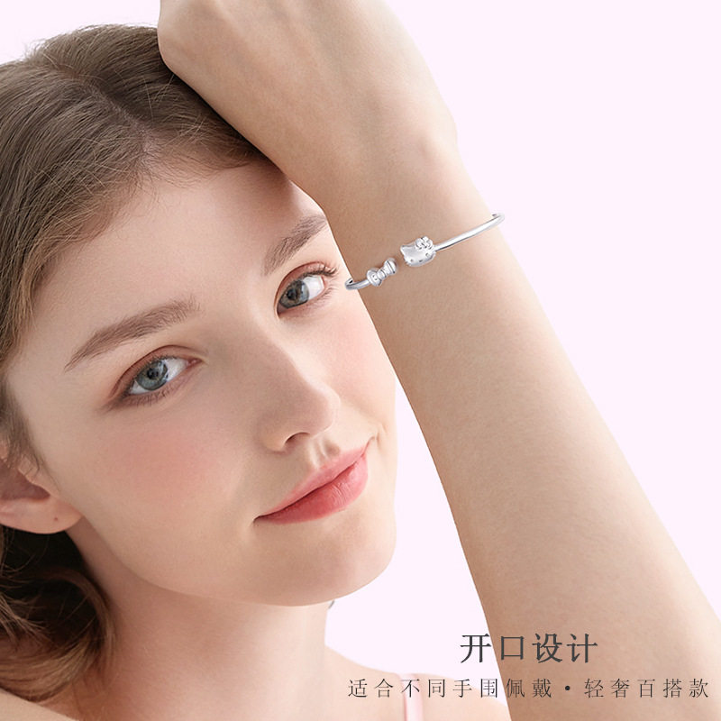 HelloKitty Hello Kitty Bracelet Women's Sweet Bracelet Simple Cute Valentine's Day Birthday Gift for Girlfriend