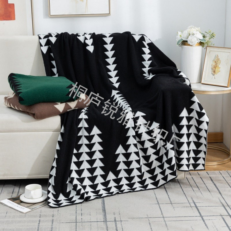 Amazon's Best-Selling Knitted Blanket, Light Luxury Sofa Blanket, Air-Conditioning Blanket, European and American Style Blanket, Office Nap Thread Blanket