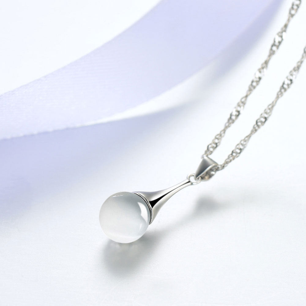 Personality Elegant Water Eye Necklace Pendant Women's Small Fresh Fashion Pendant New Moonlight Cat's Eye Stone Silver Plated Jewelry