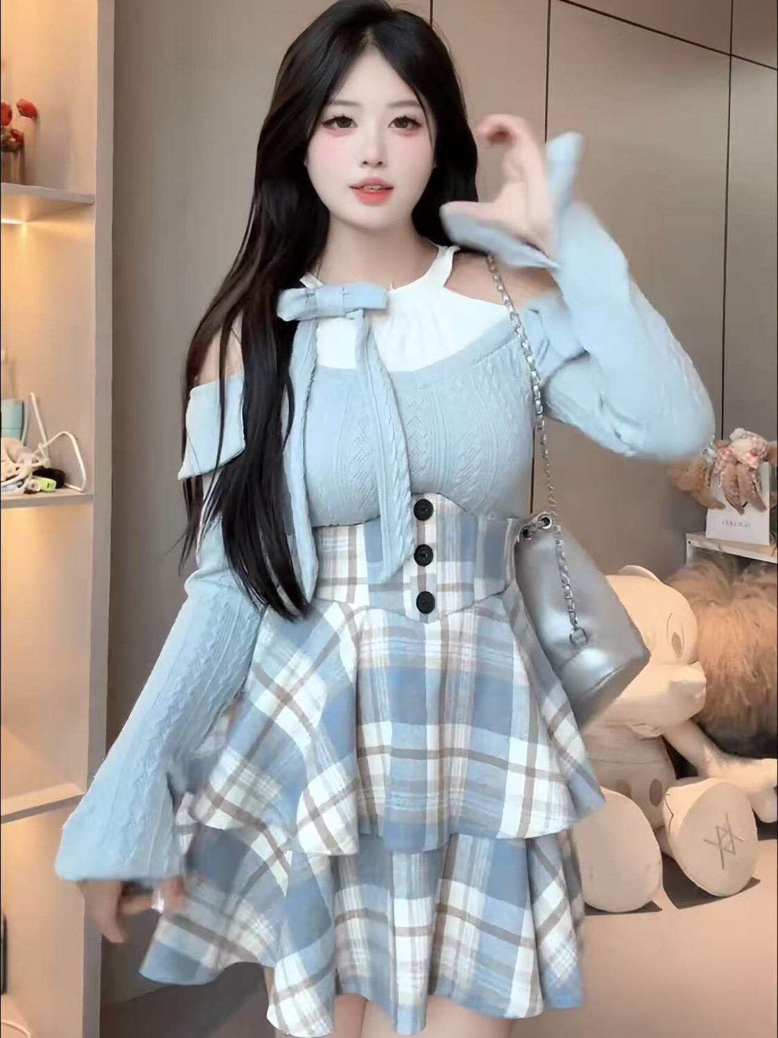 Plus Size Fat mm Autumn and Winter New Knitted Off-Shoulder Top with Plaid Waist Fishbone Cover-Up Slimming Look Short Skirt Two-Piece Set