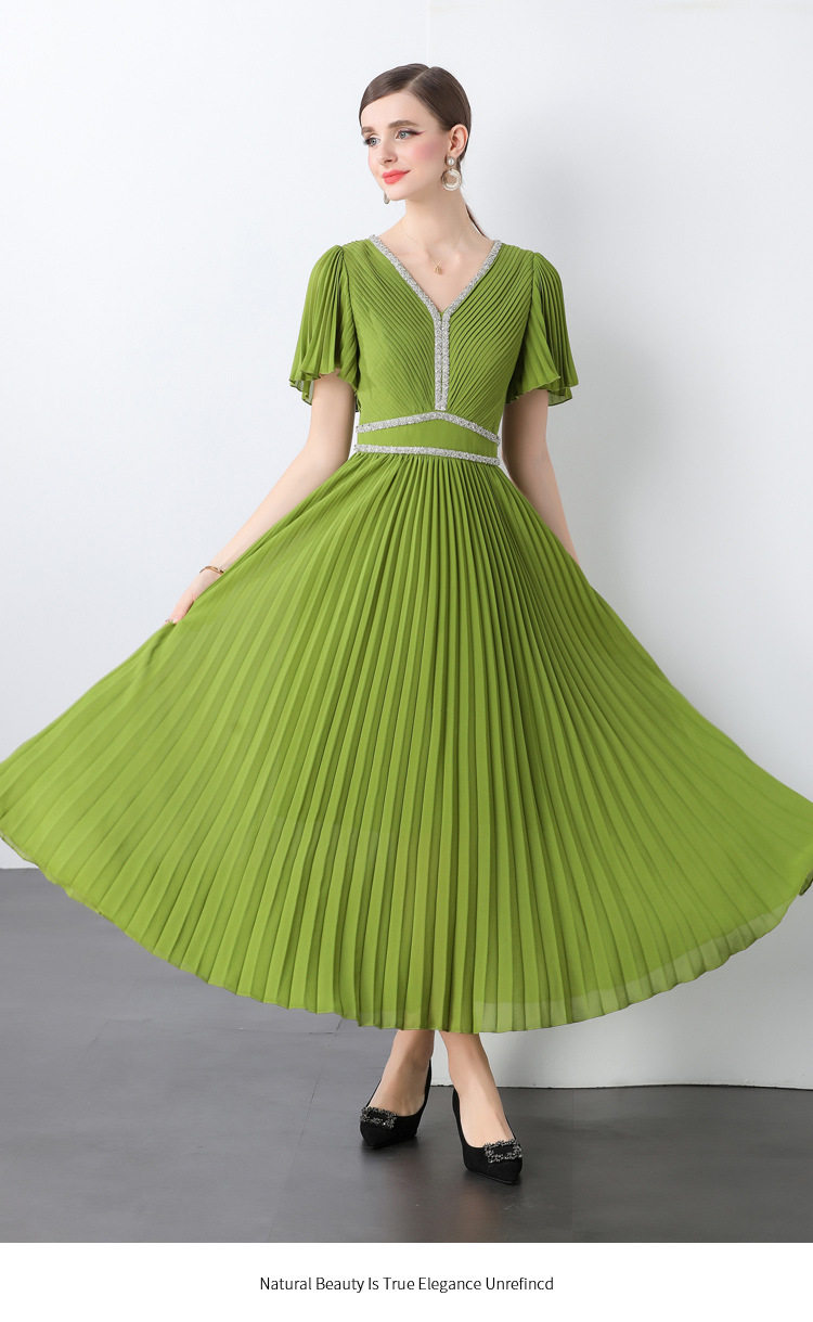 Elegant V Neck Short Sleeve Dress Rhinestone Embellished Waist Defining Pleated Long Skirt Perfect for Formal
