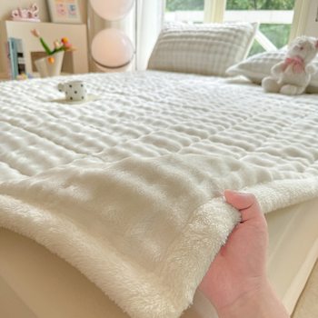 Winter Thickened Rabbit Plush Cotton Mattress Milk Velvet Bed Mattress Household Bubble Velvet Bed Pad Single Double Cushion