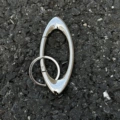 [steel color] oval (comes with key ring)