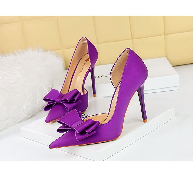 Giày cao gót nữ mũi nhọn gót siêu cao 10.5cm mặt lụa satin thắt nơ hở hông — Màu đen, Màu đỏ hoa hồng, Màu đỏ rượu, Màu hồng