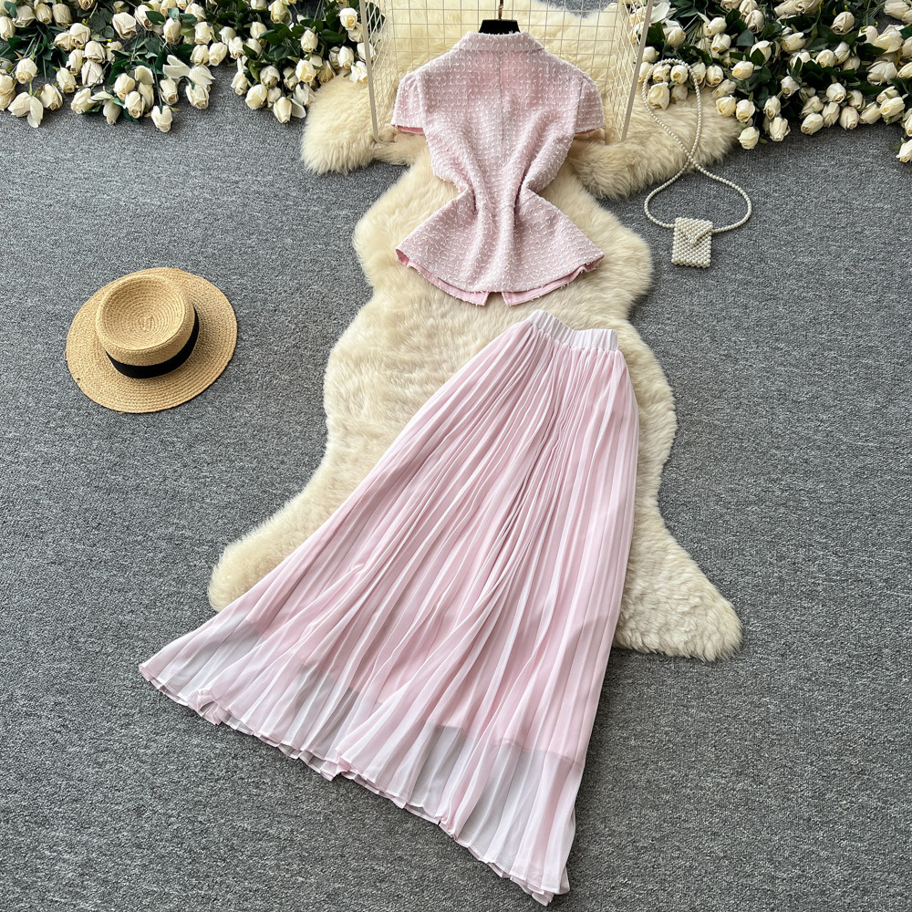French Style Sweetheart Neckline Pleated Skirt Set Elegant Summer Outfit for Women Chic and Sophisticated Design