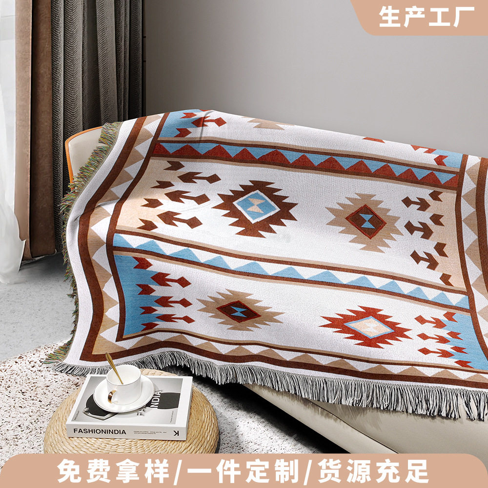 Cross-border foreign trade camping blanket moisture-proof picnic mat Jacquard tapestries all-inclusive sofa napkin cover line blanket dustproof sofa blanket