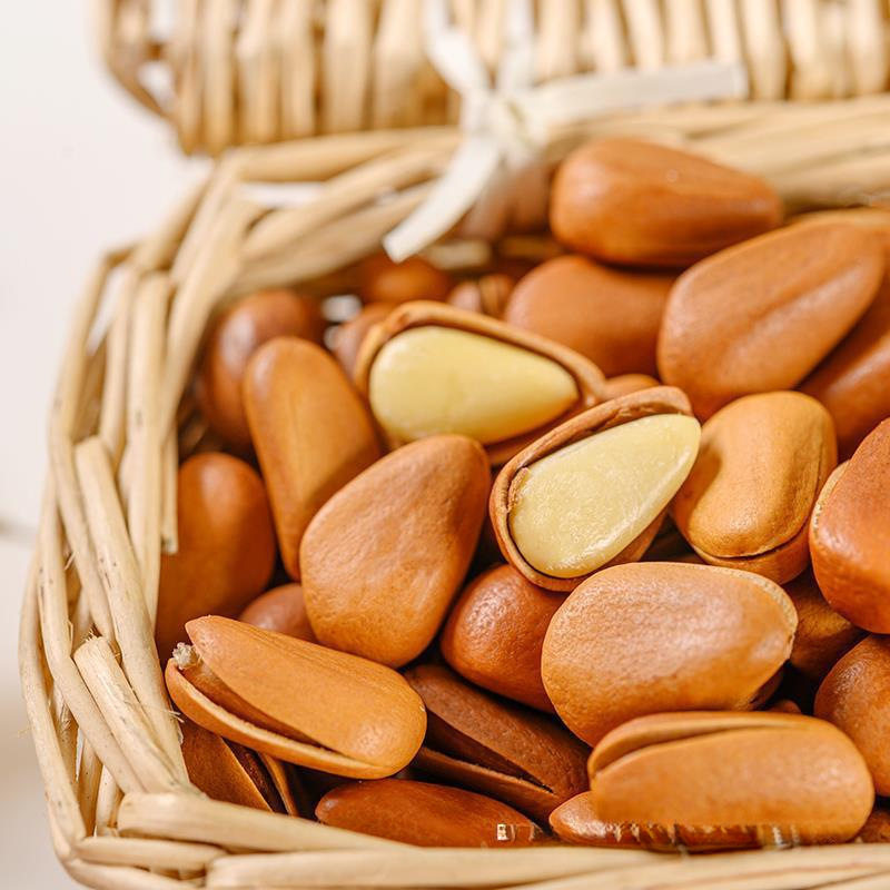 New Arrival Northeastern Pine Nuts 500g Single Small Package Extra Large Particles Hand-Peeled Red Pine Nuts New Year's Snacks Flagship