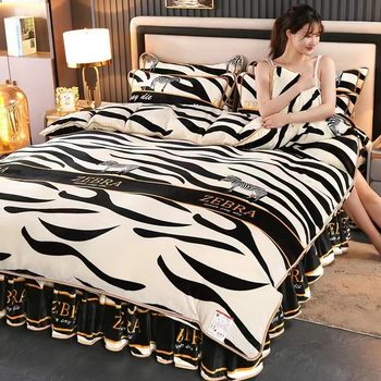New 230 High Gram Weight 4kg Milk Velvet Four-Piece Set, French Velvet Printed Winter Thickened Quilt Cover Three-Piece Set Wholesale