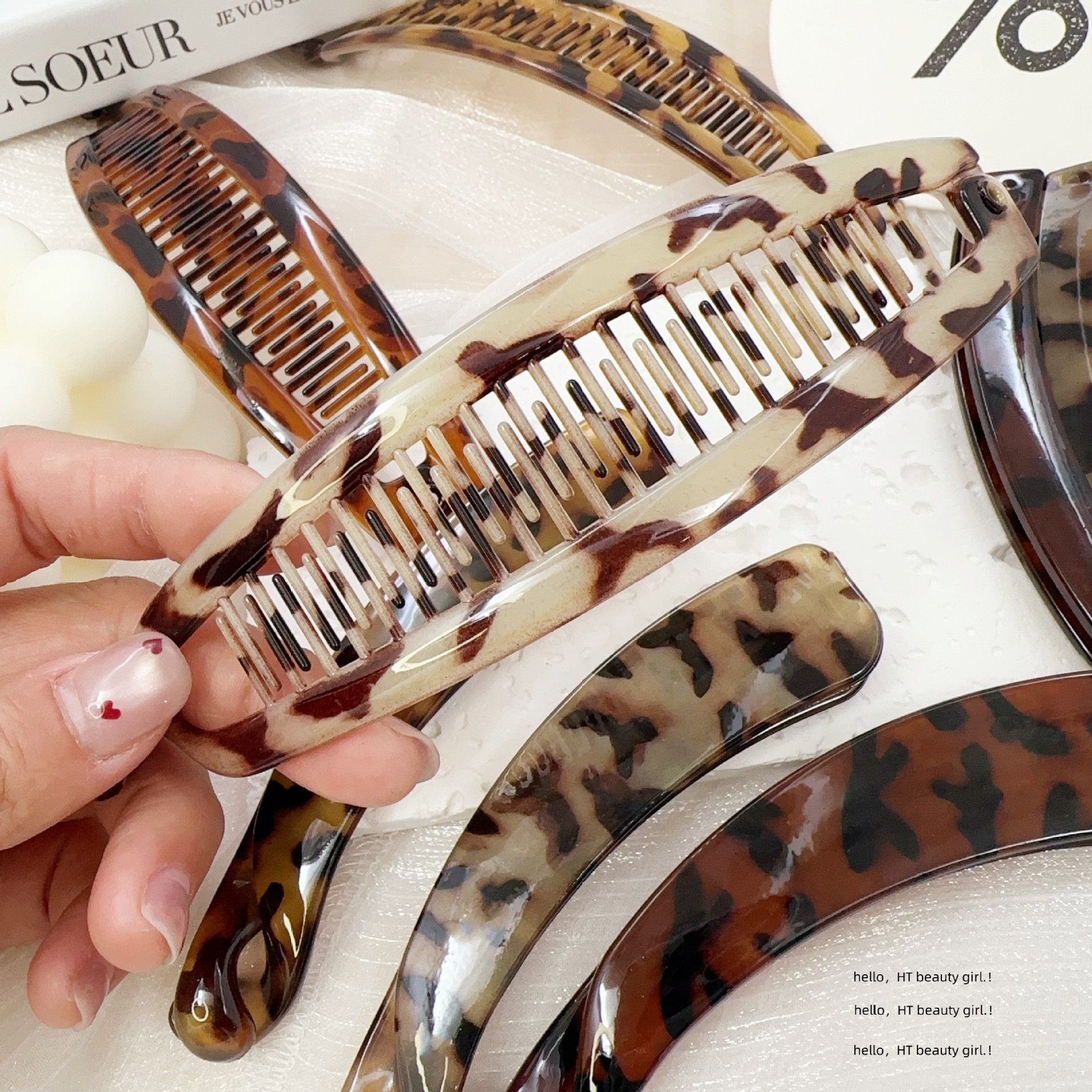 Amazon's Popular Cross-Border European and American Fish Comb Clip Banana Clip Ponytail Clip Hair Twister Bottom Comb Ball Hair Insert