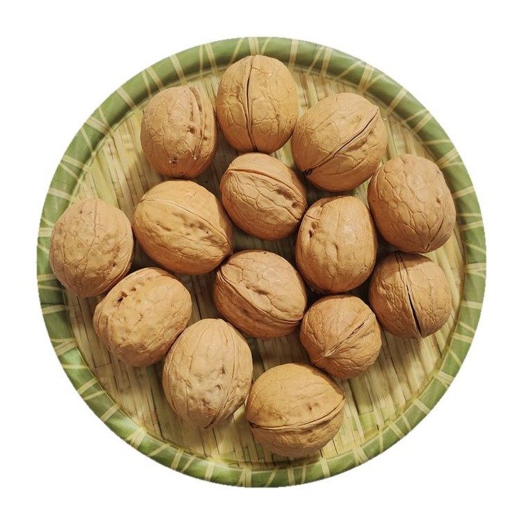 Sihong Hand-Peeled Walnut Herbal Flavor 2.5kg Pack 10 Whole Box Xinjiang Specialty Roasted Snack Nuts Wholesale