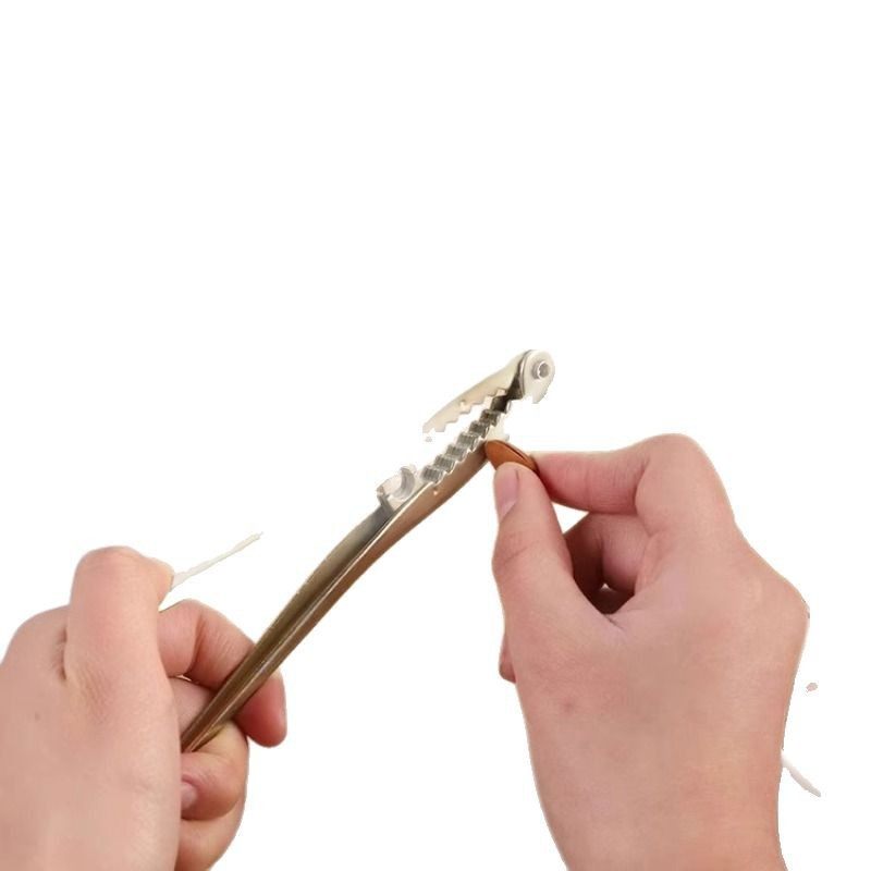 Special Pine Nut and Hazelnut Nutcracker, Pine Nut and Pecan Clipper, Dried Fruit Opener, Household Tool