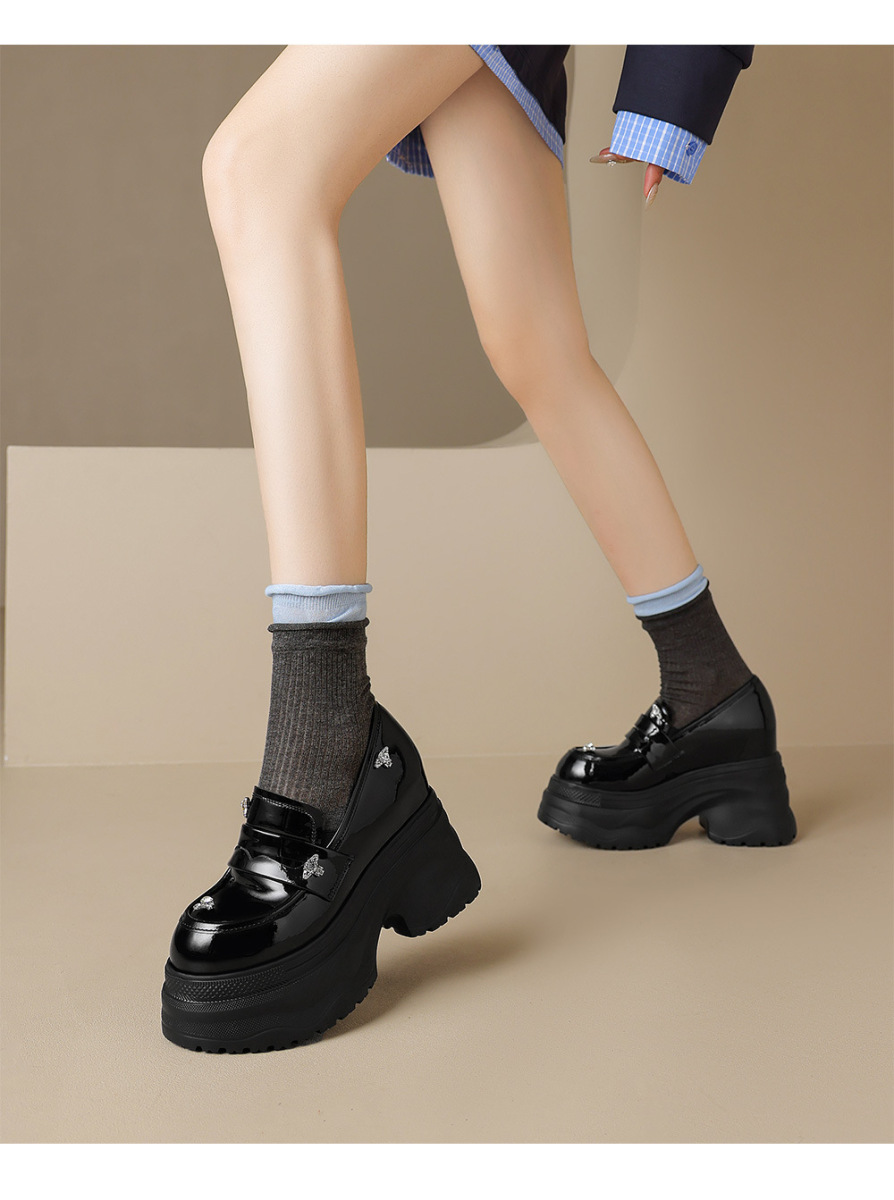 Giày lười nữ đế xốp tăng chiều cao 12cm, mũi tròn, da bóng — Màu đen, Màu trắng be