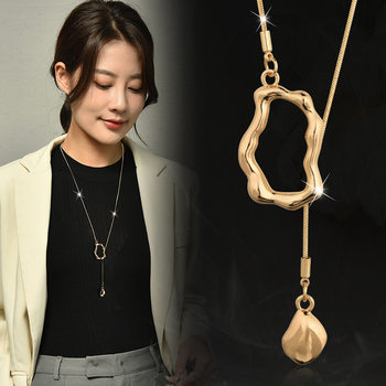 Fresh and Sweet Simple Necklace Women's Geometric Tassel Light Luxury Long Sweater Chain Clavicle Chain Necklace High-grade Pendant