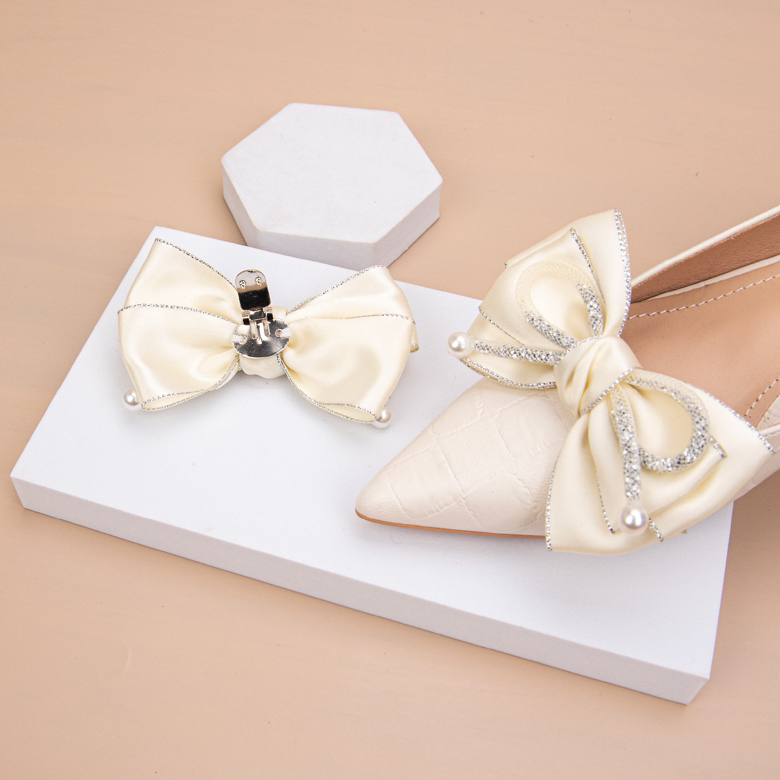 1 Piece of Mesh Rhinestone Bow Silver Sequin Trim Shoe Clip Detachable Wedding Party High Heels Shoe Flower