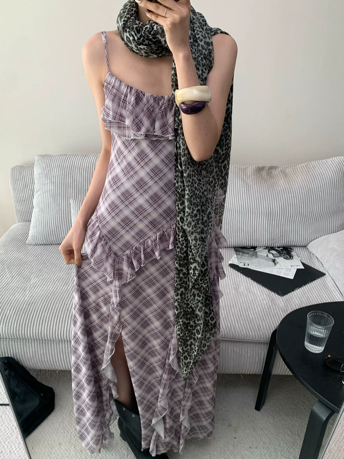 夏季新品不规则花边开叉格纹吊带连衣裙出游穿搭漂亮长裙女