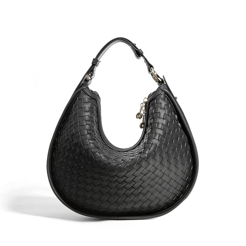 Màu đen kích thước lớn 31*7*22CM